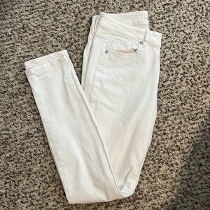 LOFT Curvy Skinny Jeans